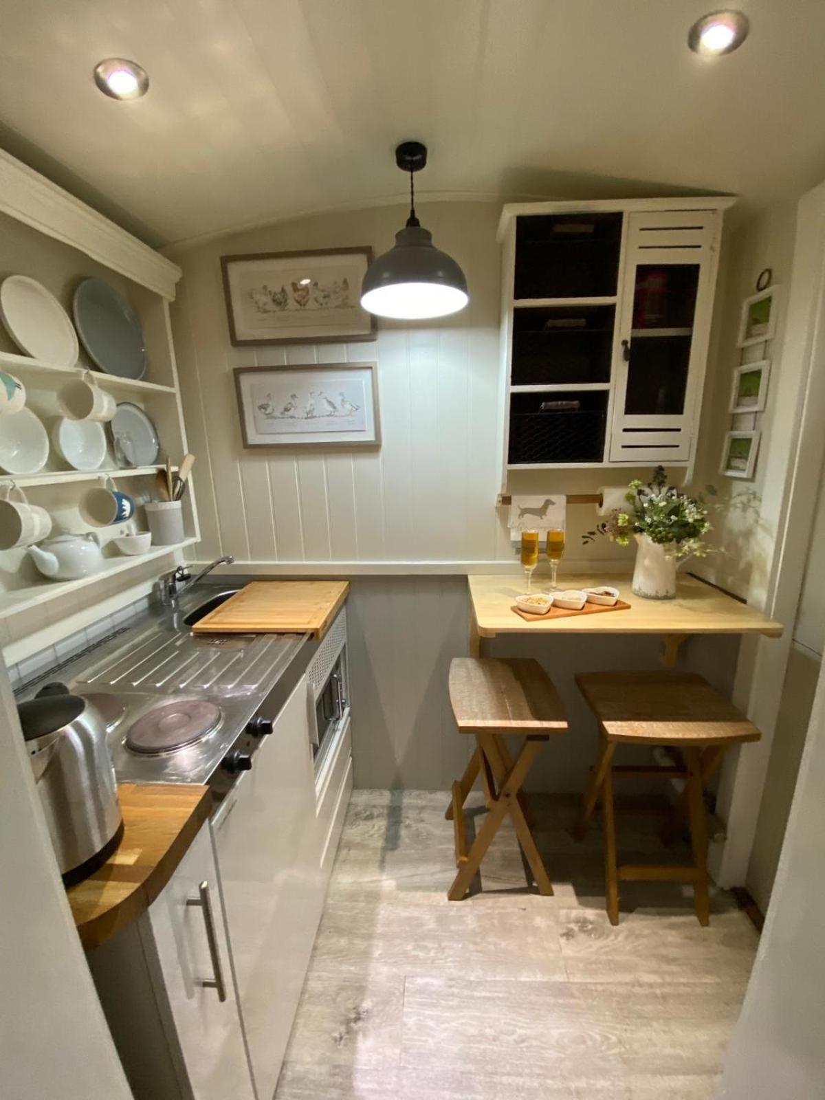 Hotel Woodmans Huts à Haverthwaite Extérieur photo